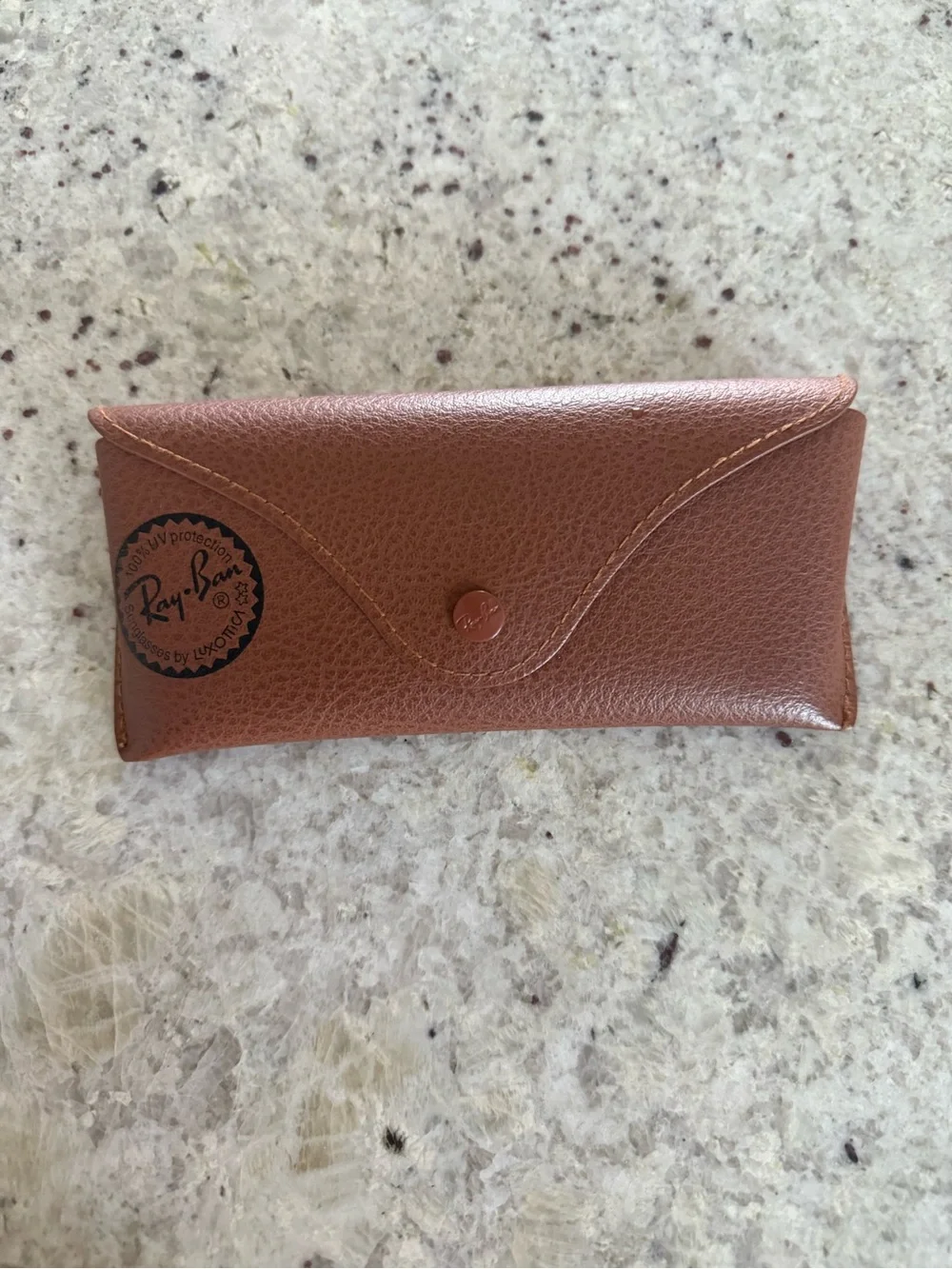 Ray-Ban classic ray